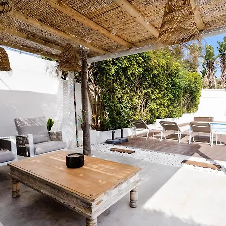 Madrugada, Beachside In Costabella *
