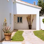 Madrugada, Beachside In Costabella Villa