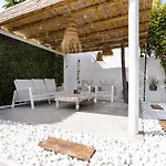 Madrugada, Beachside In Costabella *