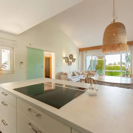 Madrugada, Beachside In Costabella