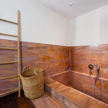 Villa Madrugada, Beachside In Costabella