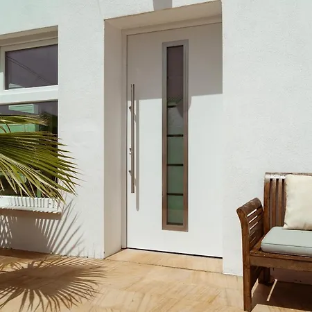 Madrugada, Beachside In Costabella Villa