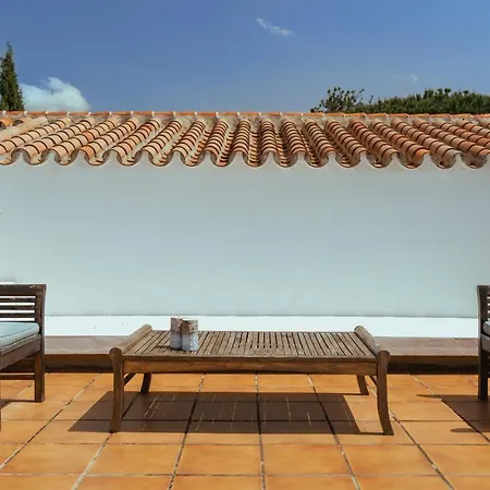 Madrugada, Beachside In Costabella