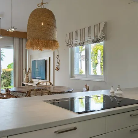 Madrugada, Beachside In Costabella * Marbella