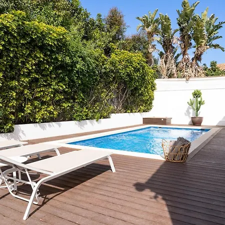 Villa Madrugada, Beachside In Costabella *