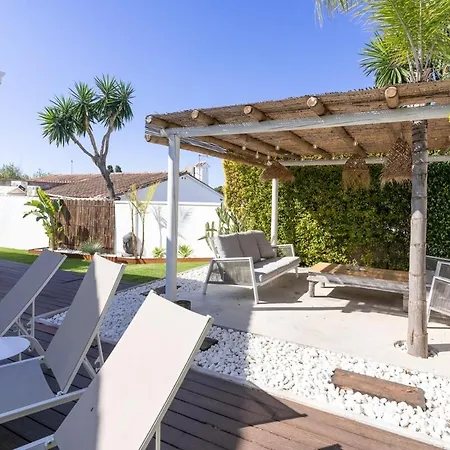 Madrugada, Beachside In Costabella Villa Marbella