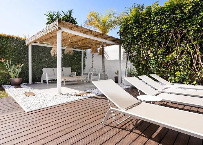 Madrugada, Beachside In Costabella Villa