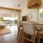 Villa Madrugada, Beachside In Costabella *
