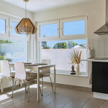 Villa Madrugada, Beachside In Costabella Marbella