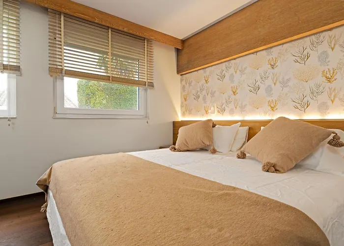 Madrugada, Beachside In Costabella Villa Marbella