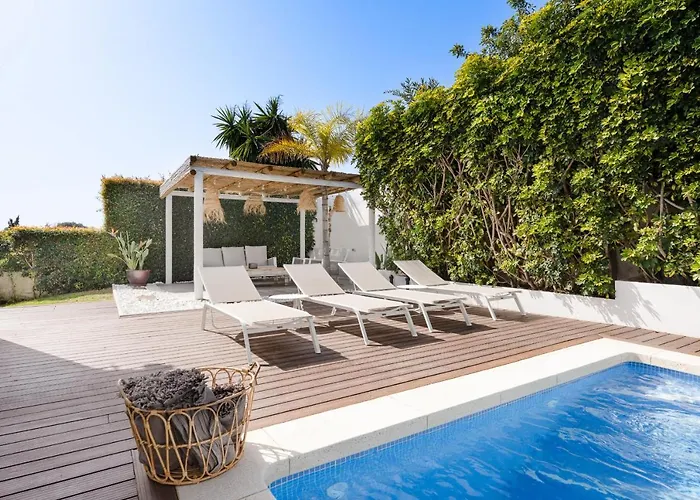 Madrugada, Beachside In Costabella